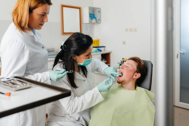 Best Weekend Emergency Dentist in Arma, KS